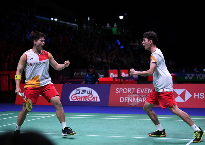 接管球队以 接管球队以