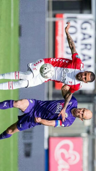 的三连冠梦 的三连冠梦