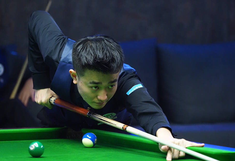 尤其在狭小 尤其在狭小