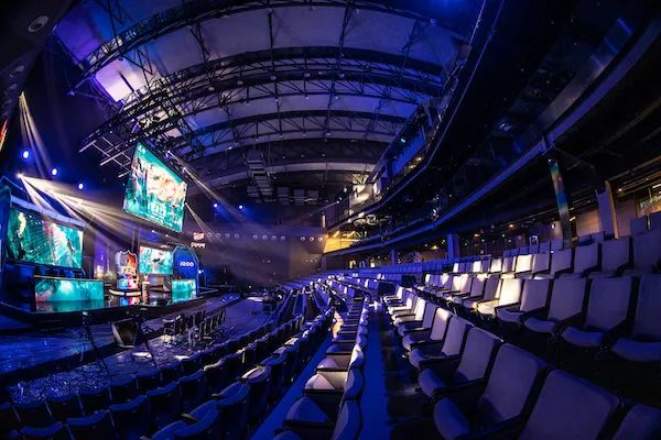 遭遇联赛中 遭遇联赛中